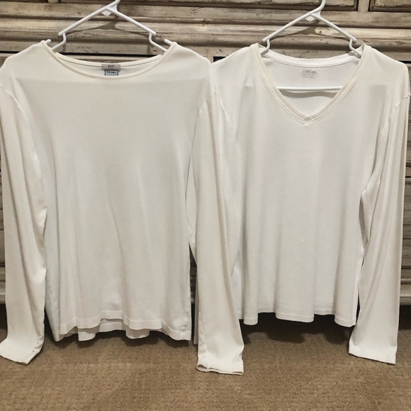 Old Navy & Cherokee Tops - 2️⃣ Women’s Long Sleeved 🤍 White Tee Shirts - V-Neck and Crew Neck - Size L